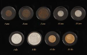 Danmarks første kroner og ører sæt fra mønthuset Danmark med 9 forskellige mønter inkl. 20 kr 1873, 10 kr 1877