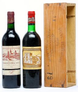 1 bt. Château Cos d Estournel, Saint - Estephe. 2. Cru Classé 1990 A hfin.  etc. Total 2 bts.