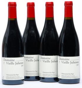 12 bts. Chateauneuf du Pape, Domaine de la Vieille Julienne 2007 A hfin.