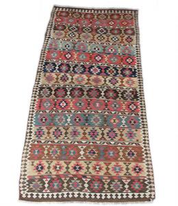 Shahsavan kelim tæppe, Kaucasus. Horisontale bånd med geometrisk ornamentik. 20. årh.s begyndelse. 345 x 156.