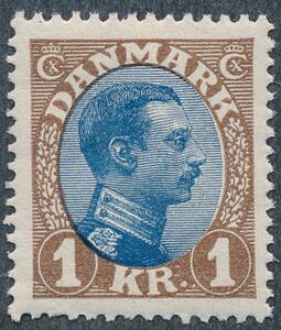 1921. Chr. X, 1 kr. brunblå tp. I. Flot centreret postfriskt mærke. AFA 1600