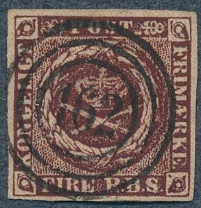 1853. 4 RBS Thiele II, sortbrun. Centralt og skarpt nr.stempel 162 HOLST. JERNBANE. DAKA 300