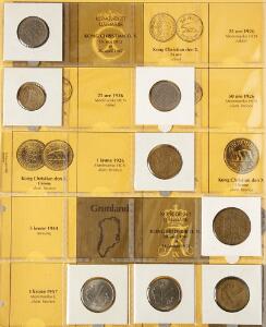 Grønland, off. mønter, 25 øre - 5 kr, komplet ekskl. 25 øre 1926 med hul, Sieg 1, 3 - 7 samt Færøerne, off. mønter 1941 komplet, Sieg 1 - 5, i alt 12 stk.