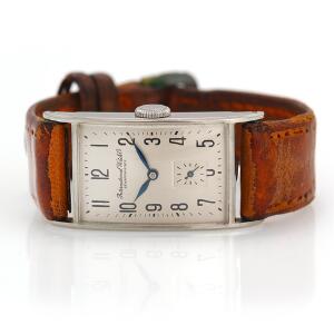 IWC Herrearmbåndsur af stål. Mekanisk værk med manuelt optræk. 1930-40.