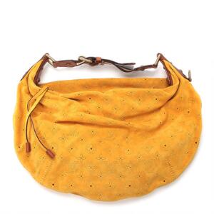Louis Vuitton Skuldertaske af gult ruskind med lynlås, med monogram mønster og rem af kernelæder og canvas. L. ca. 46 x 32 cm. Fremstår ubrugt.