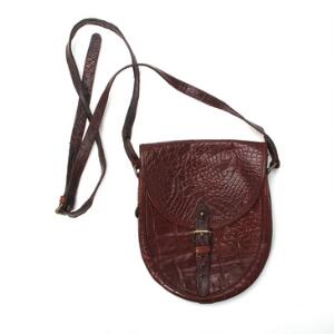 Mulberry Rund dametaske i brunt præget læder, ternet foer. Ca. 22 x 17 x 2,5.