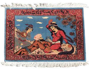 To orientalske forliggere. Bidjar. 98 x 74. Samt orientalsk tæppe i TabrizIsfahan design. 94 x 73. Begge 20. årh.s slutning.2