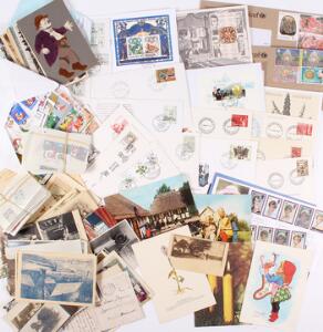 Danmark m.v. Parti diverse frimærker og julemærker i poser samt en del breve og gamle postkort. Bl.a. set smukt lille værdibrev med 25 øre Fr.VIII