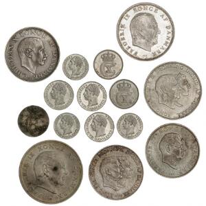 Samling af danske mønter, bl.a. 10 øre 1912 3 stk., 25 øre 1911 3, 1914, 1917, erindringsmønter, 1945-1967 6, Norge, 2 skilling 1803, i alt 15 stk.
