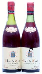 1 bt. Clos de Tart Grand Cru, Mommesin 1971 C ms.  etc. Total 2 bts.