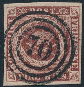 1852. 4 RBS Thiele I, rødbrun. Plade I, nr.82. PRAGT-mærke med brede rande og velplaceret, nær retvendt nr.stempel 70 Svendborg.