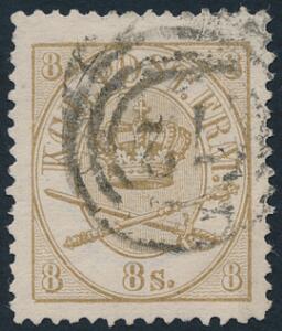 1864. 8 sk. gulbrun. Fint stemplet eksemplar. AFA 1500