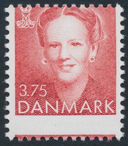 1996. 3,75 kr. rød, Dr. Margrethe. Postfrisk mærke STÆRKT FEJLPERFORERET.