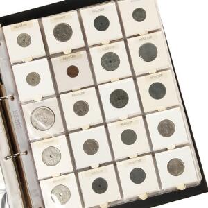 Album med samling af mønter fra Belgien. Holland og Luxembourg, i alt 253 stk. med en del sølvmønter iblandt