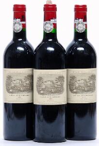 3 bts. Château Lafite Rothschild, Pauillac. 1. Cru Classé 1991 A hfin.