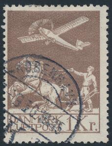 1929. Gl. luftpost 1 kr. brun. Pænt stemplet. AFA 2200