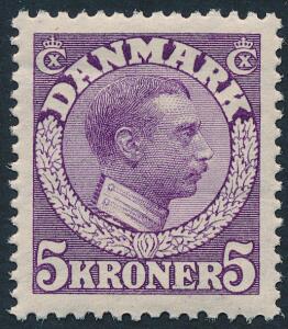 1918. Chr. X, 5 kr. Rødviolet. Perfekt centreret postfrisk mærke. LUXUS. AFA 1500