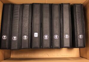 MOTIVERMØNTBREVE. Stor samling WWF-kuverter i 18 album incl. mange møntbreve og dyre-motiver, oftes i postfrisk og på FDC. Høj anskaffelsespris