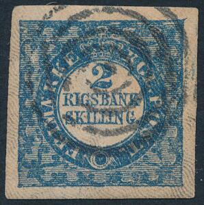 1851. 2 RBS Ferslew. Plade I, nr. 44. Type 10. Et meget smukt mærke med brede rande på alle 4 sider og fint let stumt stempel. Lille skråt buk i nedre venstre