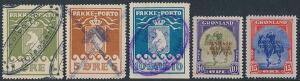 1905-1988. Pæn samling på albumblade med bl.a. 19 stk. Pakkeporto incl. flotte eksemplar af AFA 1-3, desuden Amerikaudgave, Danmark befriet og Ændrede Farver.