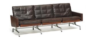 Poul Kjærholm PK-313. Tre-pers. sofa med stel af matforkromet stål. Sider, ryg samt løse hynder betrukket med brunt, patineret skind.