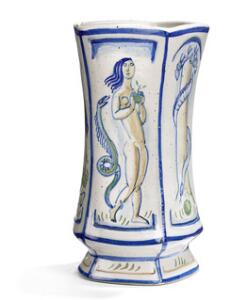 Jais Nielsen Femkantet, svungen vase af stentøj dekoreret med motiv i form af fordrivelsen fra Paradis. H. 28,5.