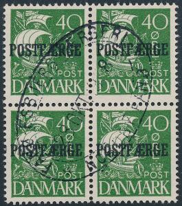 1930. Karavel. 40 øre, grøn. Flot stemplet 4-BLOK, med variant PLET I FLAGET. Sjælden 4-blok. AFA 5360