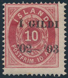 1902. Í GILDI. 10 aur, rød. Tk.14. Fint ubrugt eksemplar af et sjældent mærke, hængslet med fuld originalgummi. Facit 85000. Attest Nielsen.