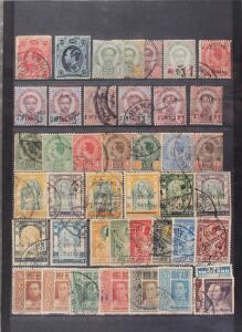 World. Album with better stamps from around the world on circa 40 small pages. Please inspect