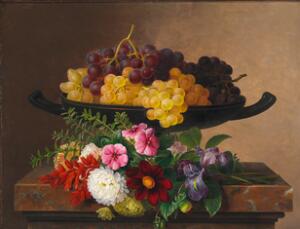 I. L. Jensen En buket blomster samt druer i en græsk skål på en stenkarm.