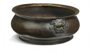 Ming røgelseskar af bronze. 1426-1435. Diam. 18,5 cm.