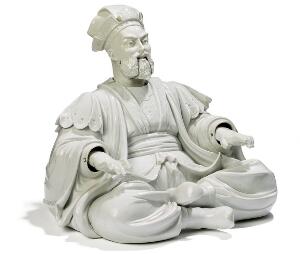 Tysk Wackel pagode figur af hvidt porcelæn, siddende orientaler med vippende hoved og hænder. 20th century. H. 33 cm.