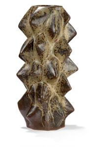 Axel Salto Slank vase af stentøj modelleret i spirende stil. Dekoreret med sungglasur. Sign. Salto, 20817. Kgl. P. H. 34.