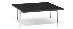 Poul Kjærholm PK-61. Kvadratisk sofabord med stel af matforkromet stål. Top af sort skiffer. Udført hos E. Kold Christensen.