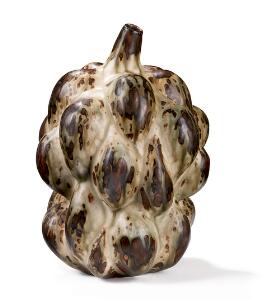 Axel Salto Frugtformet vase af stentøj modelleret med smal munding. Dekoreret med sungglasur. Sign. Salto, 20818. Udført 1980-1984. H. 21,5.
