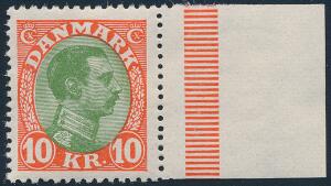 1927. Chr. X, 10 kr. rødgrøn. Flot postfriskt mærke med højre marginalrand. AFA 6500