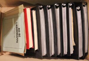 1950-1985. Flot og omfangsrig samling postfriske helark nydeligt sorteret i mange arkmapper og omslag. Tilsyneladende omtrent komplet i perioden