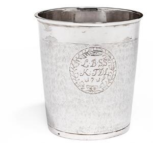 Dansk nålepunslet barok bæger af sølv. Viborg bymærke, 18. årh, uidentificeret mesterstempel. Vægt 294 gr. H. 11,5 cm.