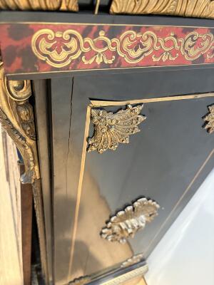 4th of 31 images