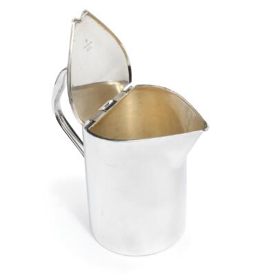 2. billede ud af i alt 3