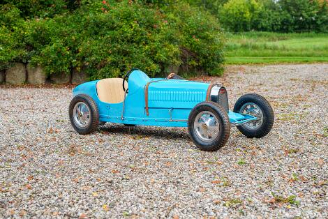 2011 Bugatti Type 52 by Authentic Models