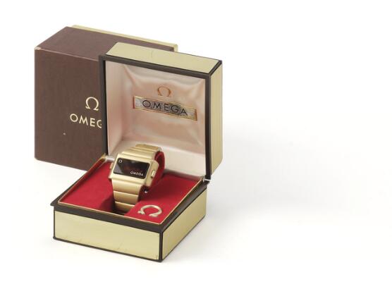 Omega: Time Computer of gold-plated steel, ref. 196.0039. Quartz ...