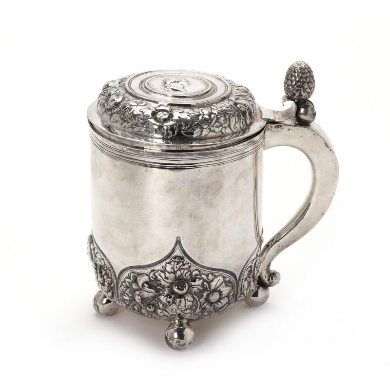 A Baroque-style silver tankard. Unidentified hallmarks. 19th/20th century...