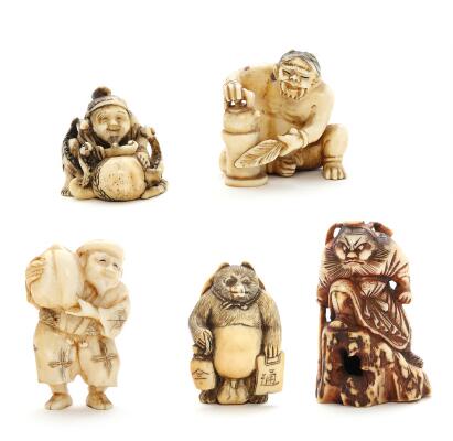 Five Japanese carved ivory and bone netsukes figures | Barnebys
