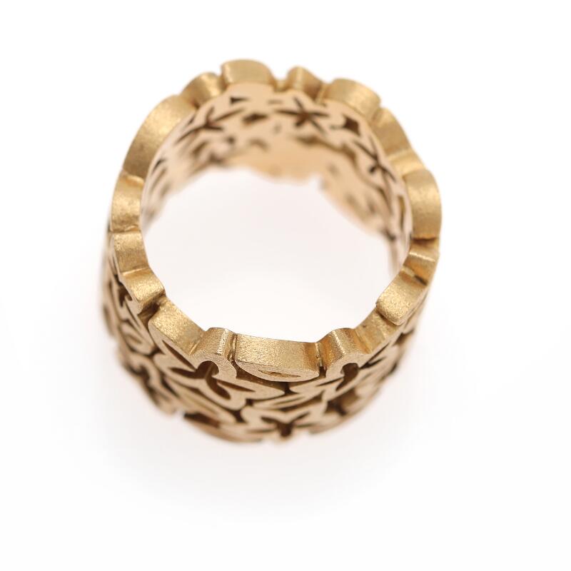 Ole Lynggaard: A anemone ring of 18k gold. Designed by Lynggaard. Weight 14.5 g. Size app. 58. - auctions & price archive