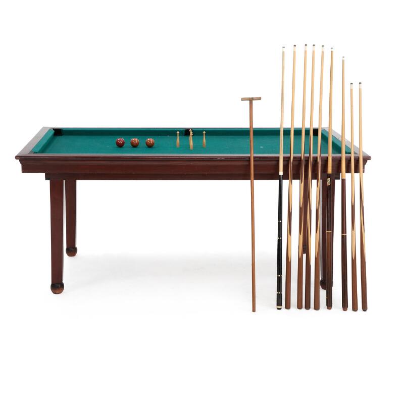 A quarter size billiard table with - Auktionen & Preisarchiv