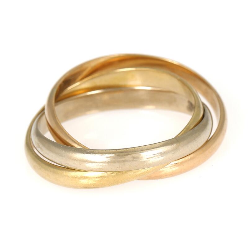 A ring of 18k tri-coloured gold. Weight app. 6.5 g. W. app. 8 mm. Size 60.