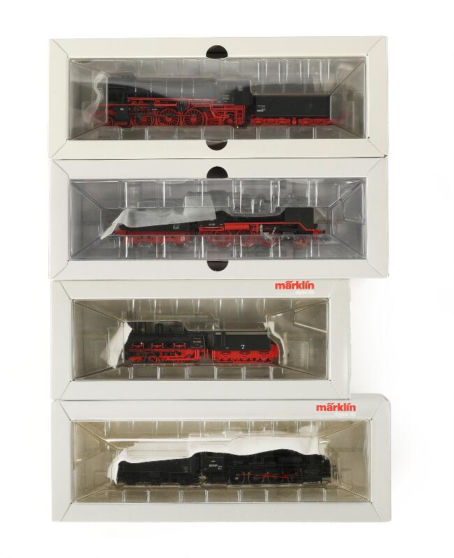 Märklin H0 model train 37558, 37972, 36240, 39230. (4 Märklin H0 model train 37558, 37972, 36240, 39230. (4