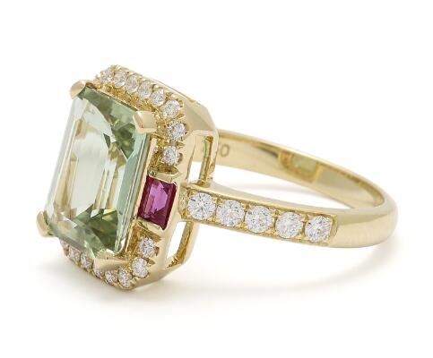 3. billede ud af i alt 9