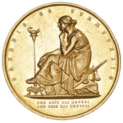 2. billede ud af i alt 3